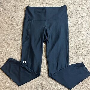 Under Armour Women’s Compression Leggings Black Side Medium Cropped Active Gym
